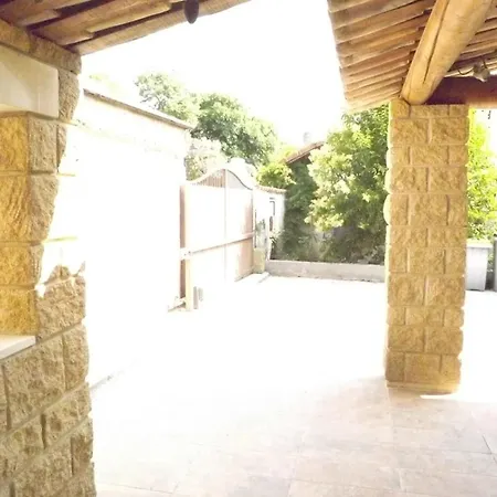 House With A View Of Mont Ventoux * Sauveterre (Gard)