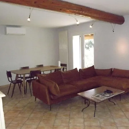 House With A View Of Mont Ventoux Сasa de vacaciones *