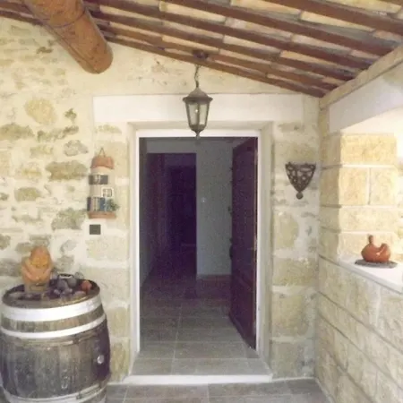 Dom wakacyjny House With A View Of Mont Ventoux *