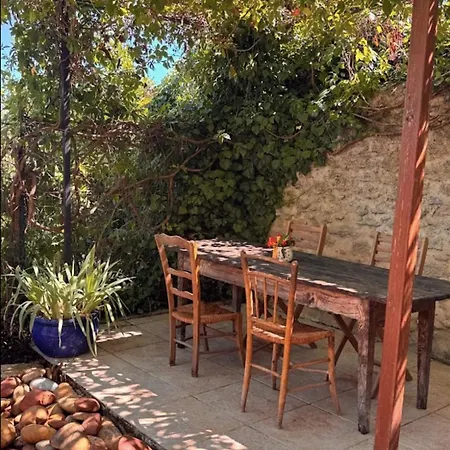 House With A View Of Mont Ventoux